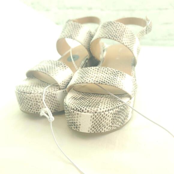Marc Fisher White Reptile Print Platform Sandals Size 7 - Picture 2 of 13